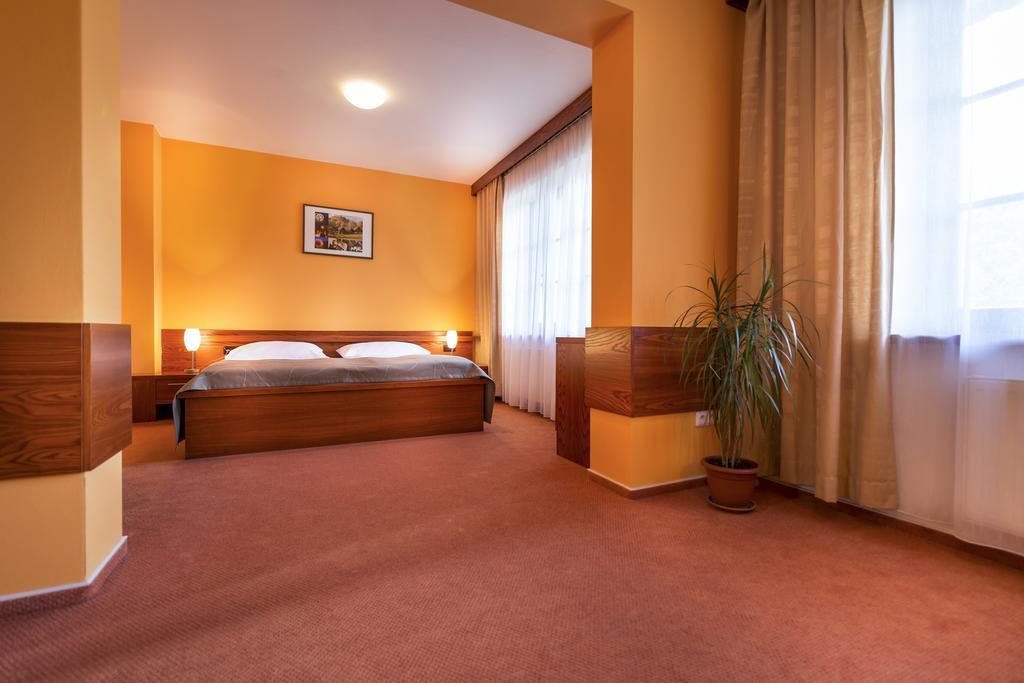 Hotel Skanzen เวอเลห์ราด ห้อง รูปภาพ